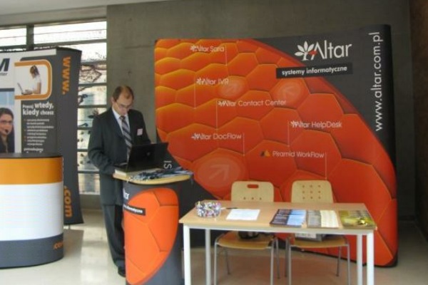 Altar dla Stream Communications