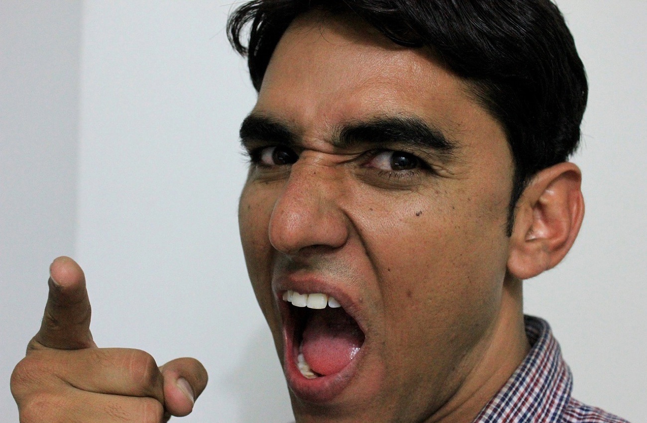 Hałas w call center. Jak sobie z nim poradzić?