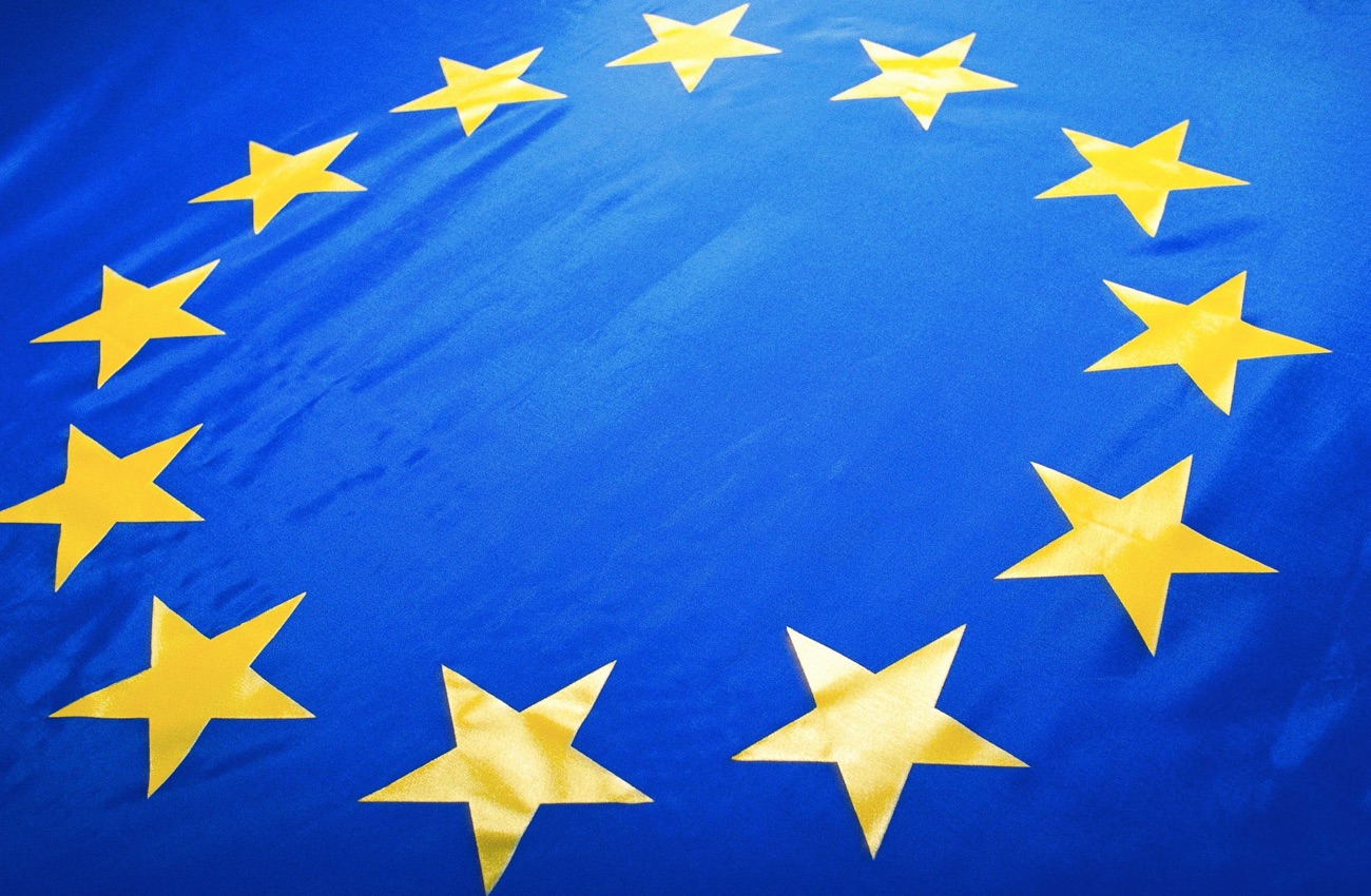 UE pracuje nad przepisami dotyczącymi AI/SI
