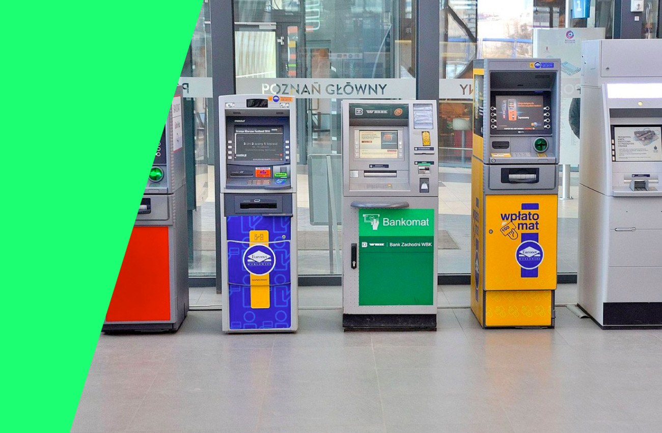 Polacy są otwarci na nowoczesne technologie, ale czy są gotowi na oddziały bez gotówki?