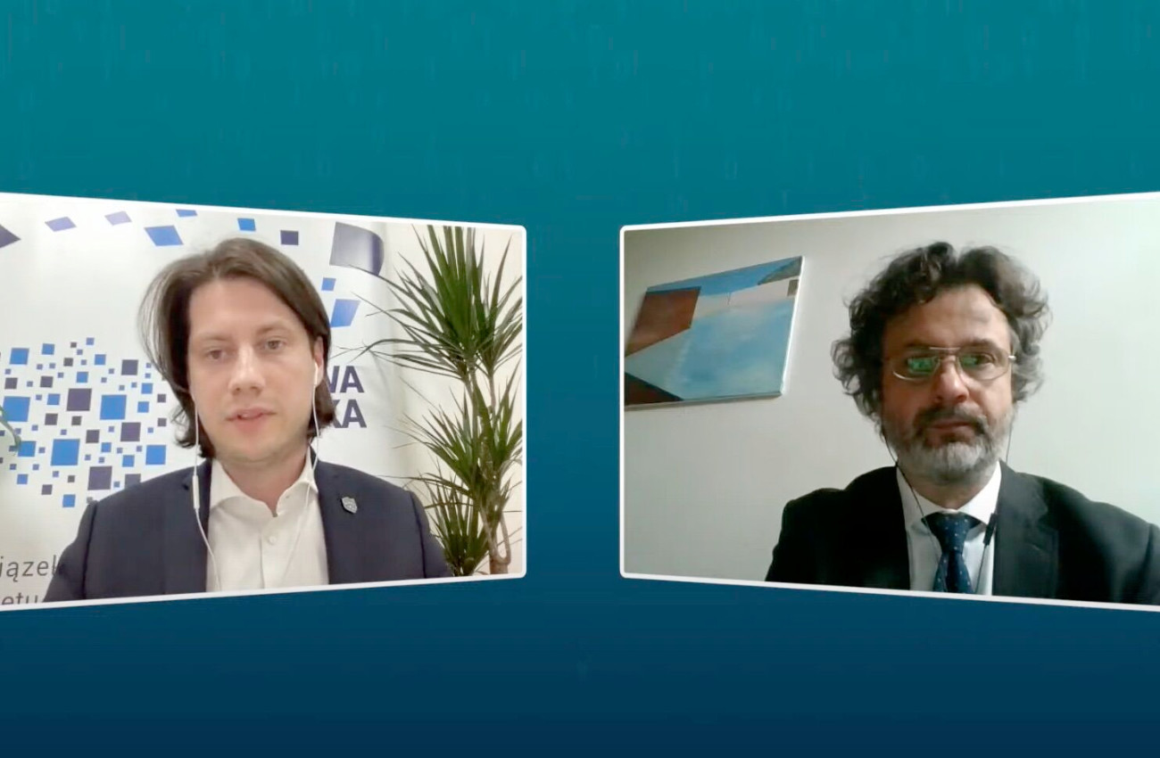 Eksperci o AI: Podstawą budowanie świadomości i edukacji o sztucznej inteligencji, aby w pełni wykorzystać rewolucję technologiczną