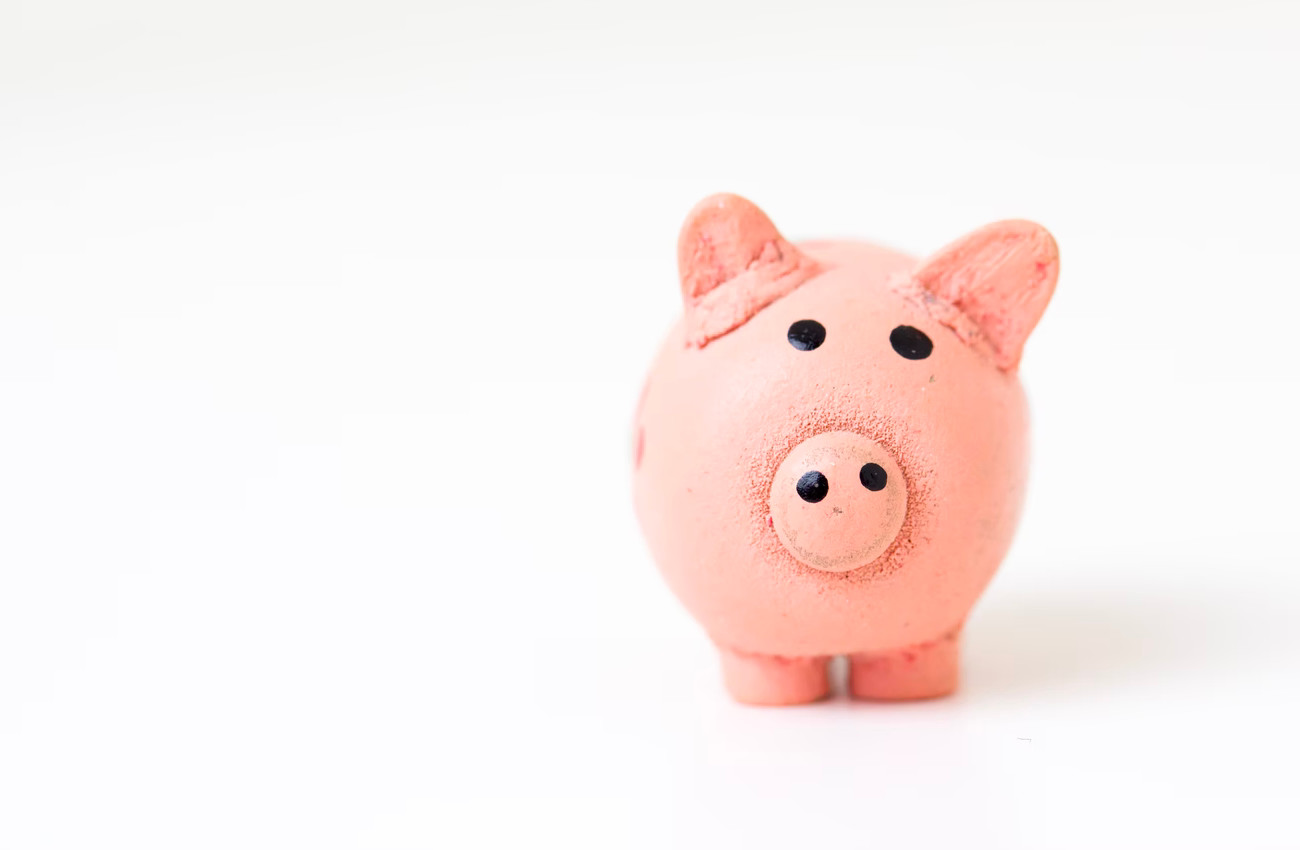 8 na 10 konsumentów regularnie odkłada gotówkę, czyli pozytywne skutki pandemii