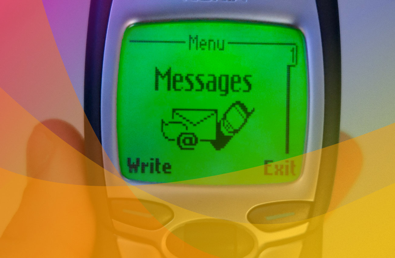 A wszystko zaczyna się od SMS-a...